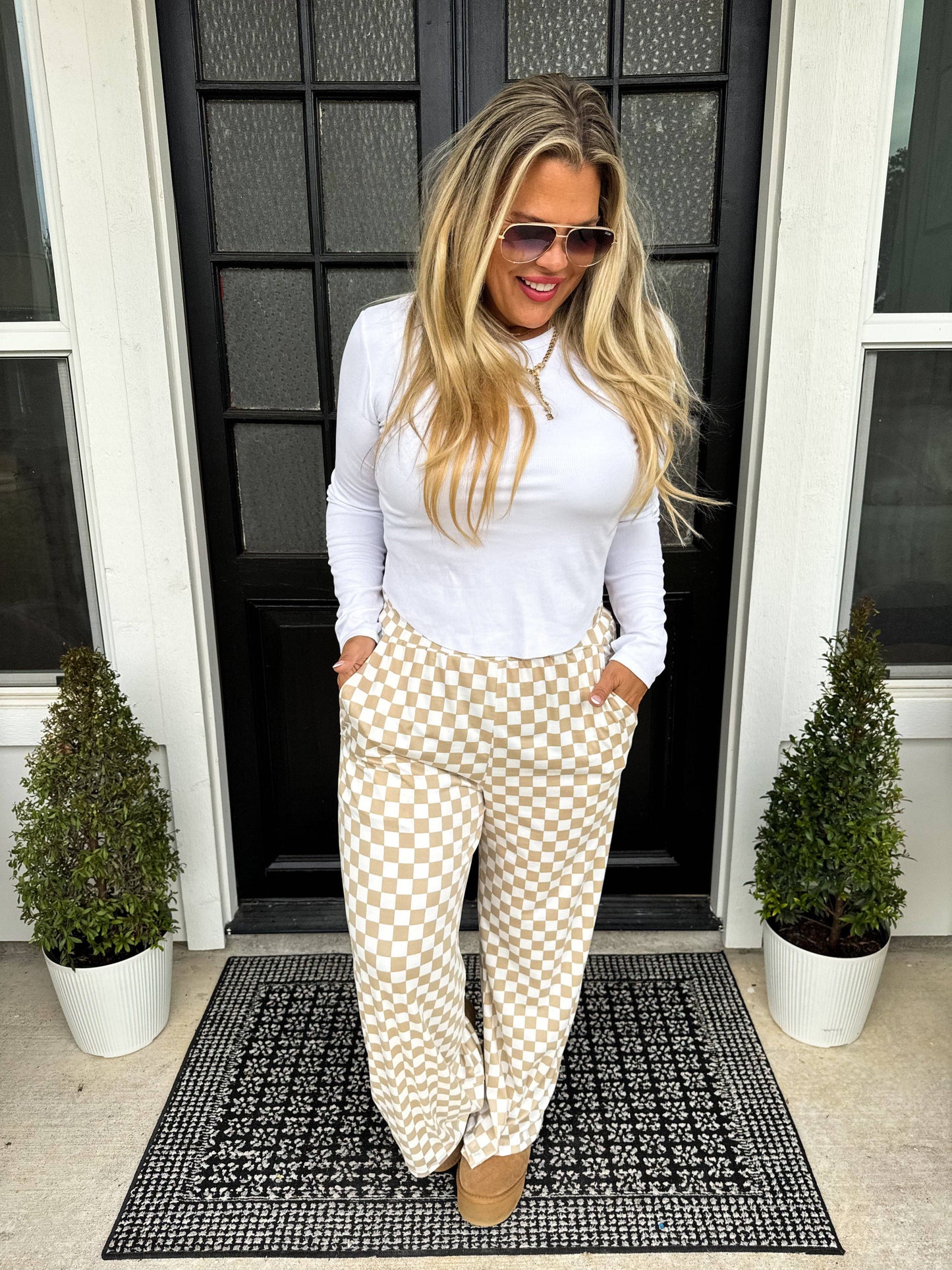 BOLD BLOCK CHECKER PANTS- NEUTRALS: Beige/White / S/M