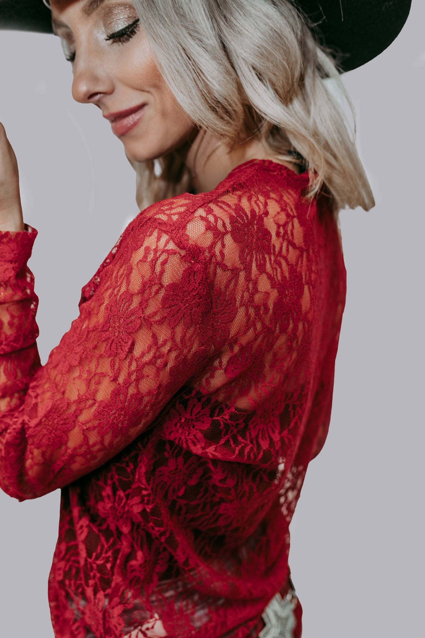 MK570BG Flower Lace Top: Burgundy / 2XL