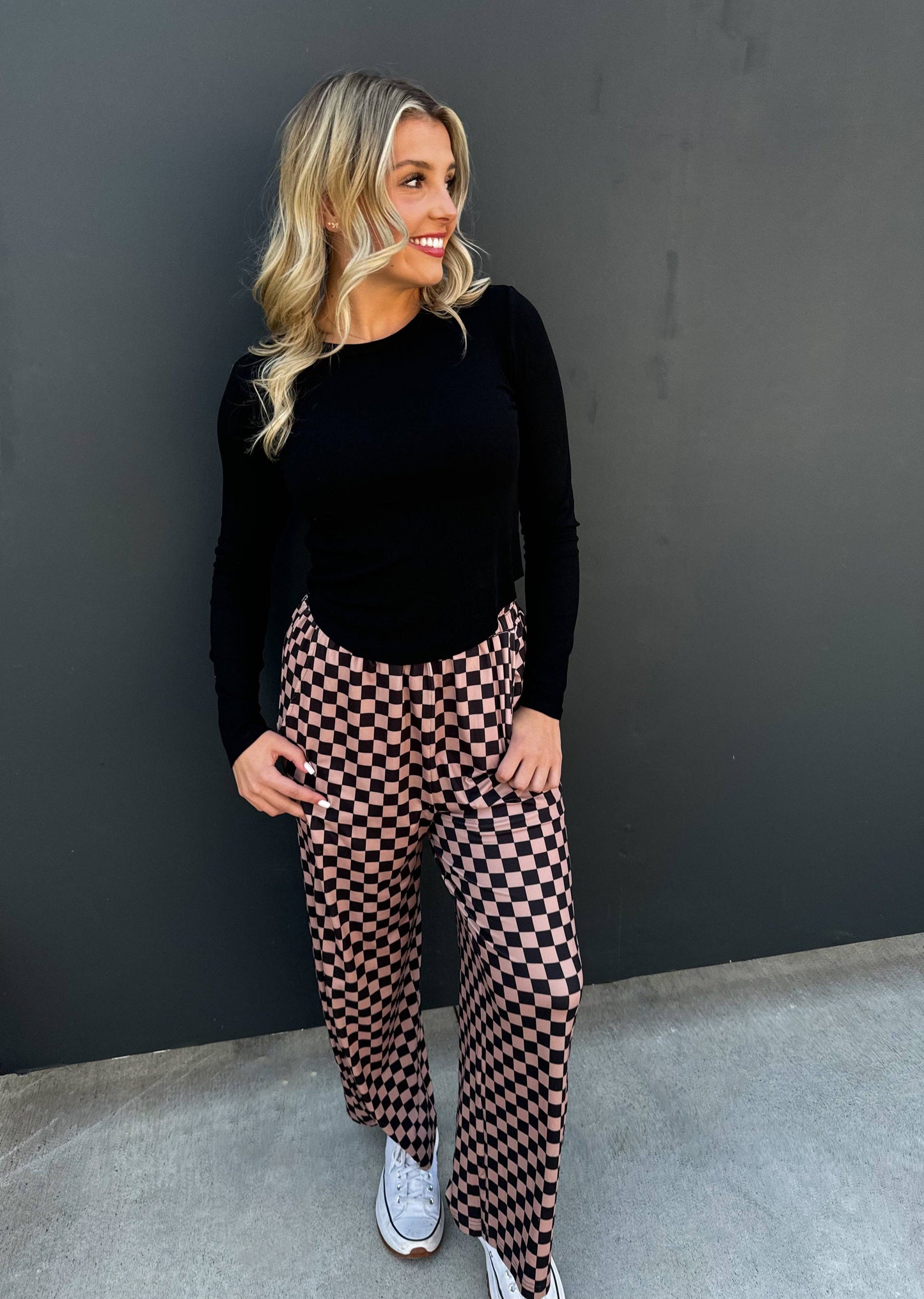 BOLD BLOCK CHECKER PANTS- NEUTRALS: Beige/White / S/M