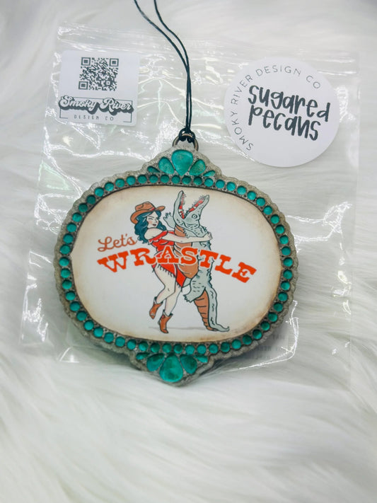 Distressed Vintage Cowgirl Frame Freshie